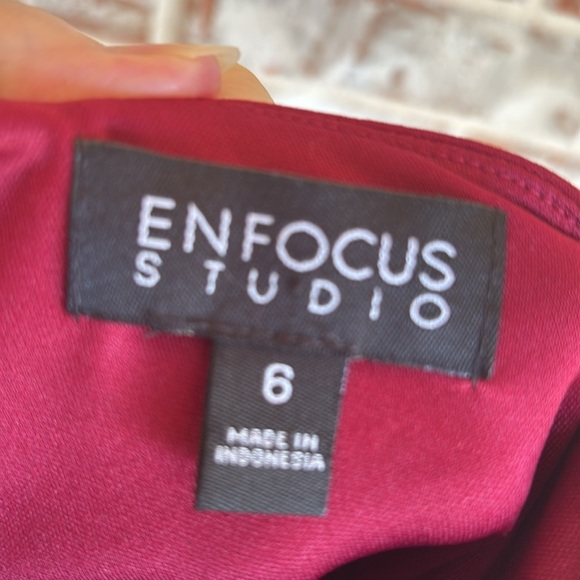 Enfocus Studio Wine one Shoulder Rosette Party Dress - Picture 10 of 10